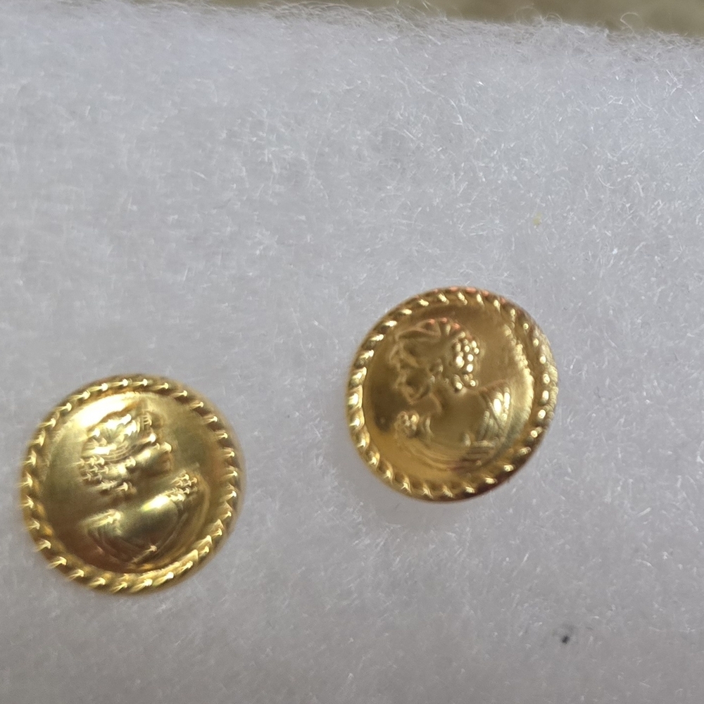 Classic Gold Coin Earrings